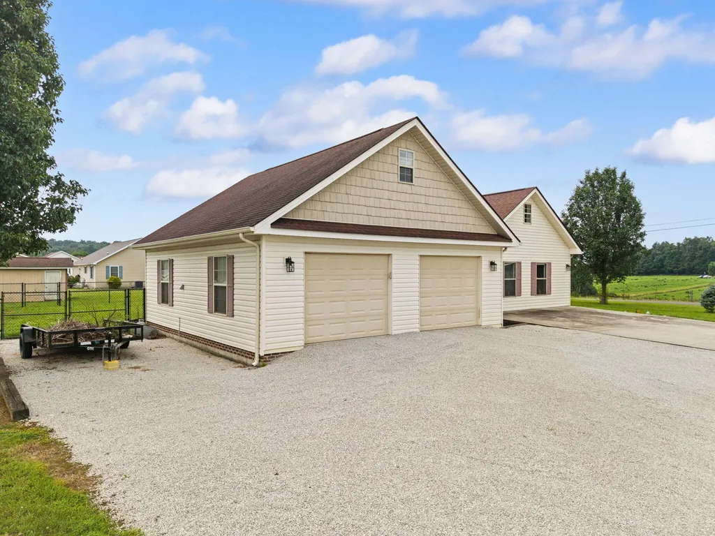 230 Turner Lane Monticello KY 42633