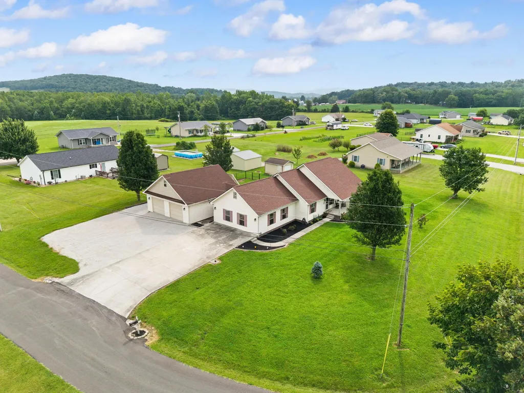 230 Turner Lane Monticello KY 42633