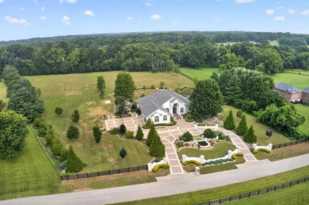 151 Pearl Lane Nicholasville KY 40356