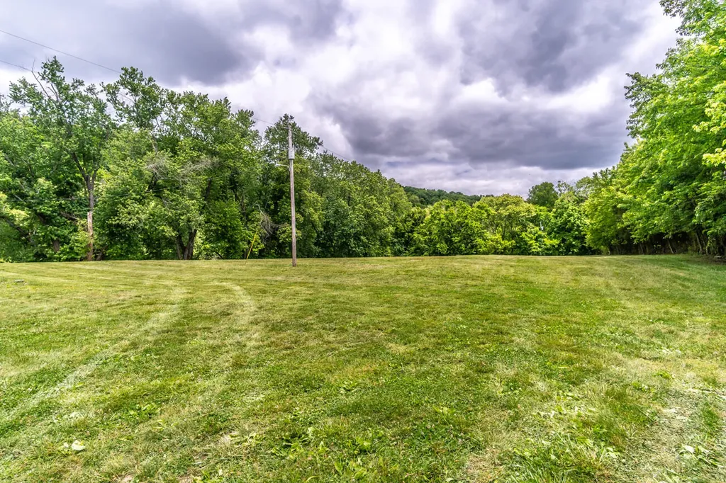 2915 College Hill Road Waco KY 40385