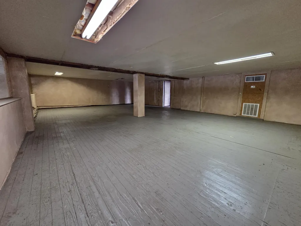 204 S Main Street Marion KY 42064