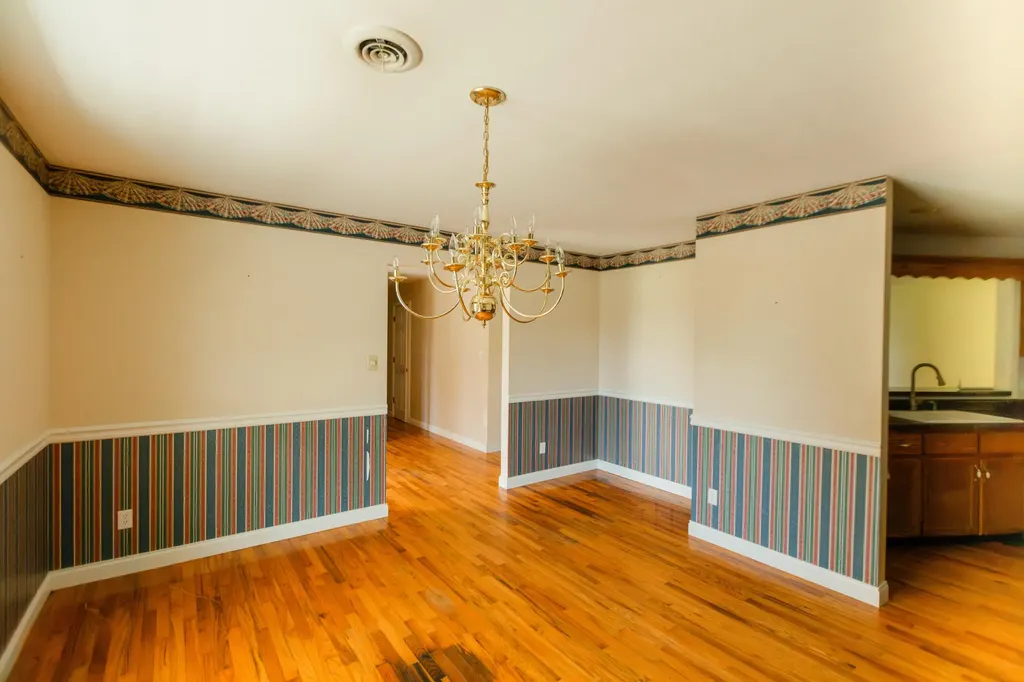 170 Ladybird Lane Somerset KY 42503