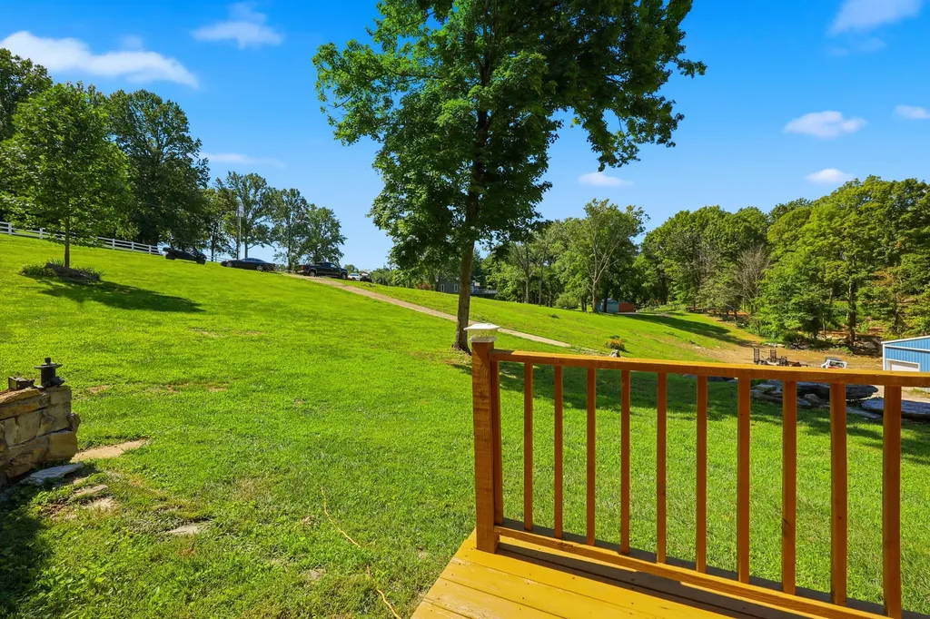 197 Sunset Lodge Road Lancaster KY 40444
