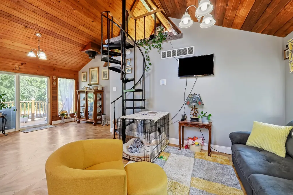 197 Sunset Lodge Road Lancaster KY 40444