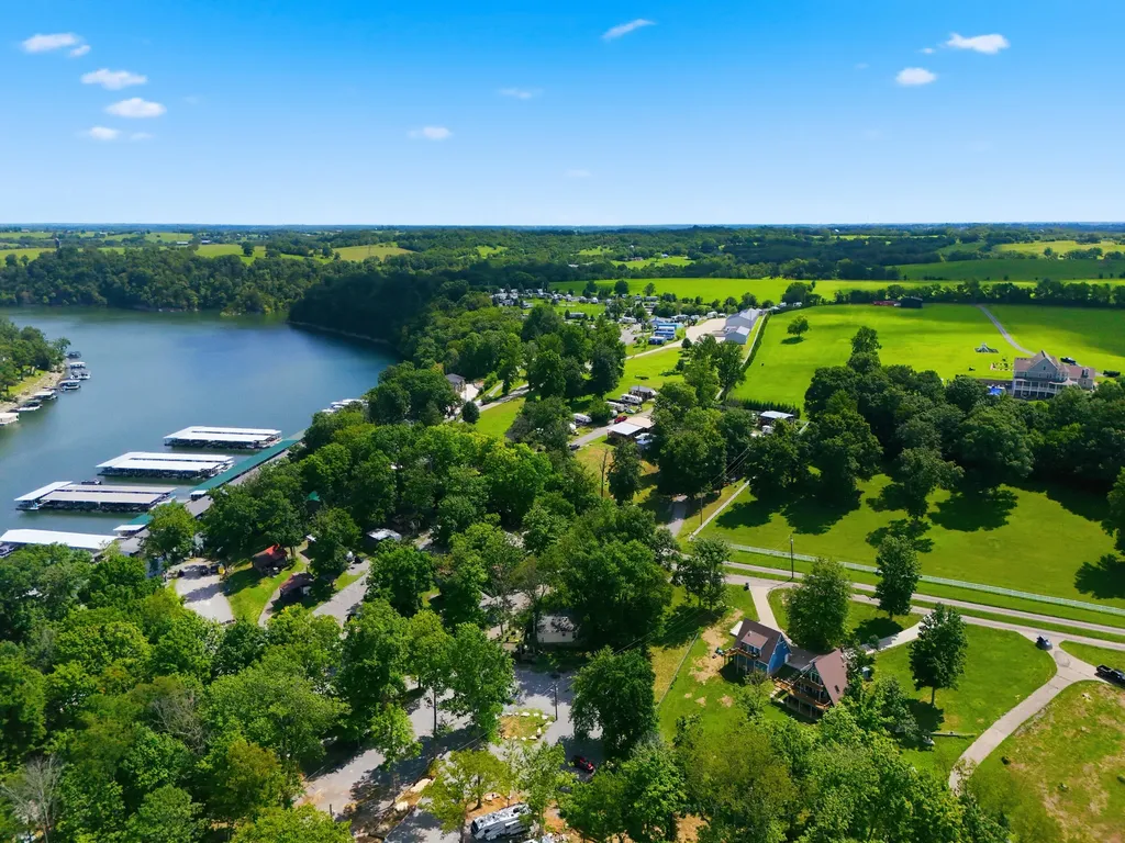 197 Sunset Lodge Road Lancaster KY 40444