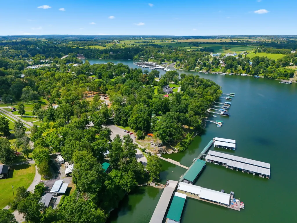 197 Sunset Lodge Road Lancaster KY 40444