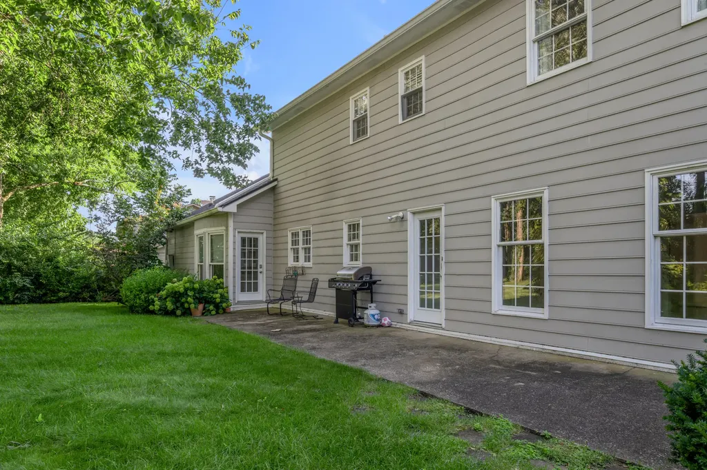 3004 Island Drive Lexington KY 40502