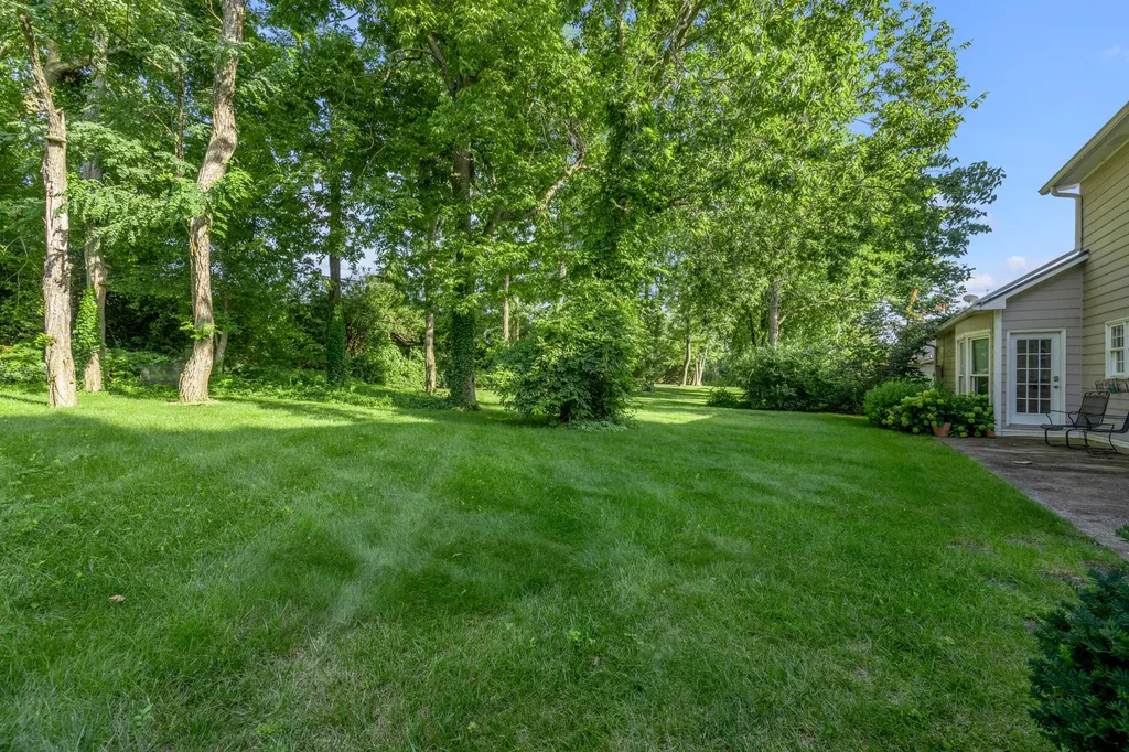 3004 Island Drive Lexington KY 40502