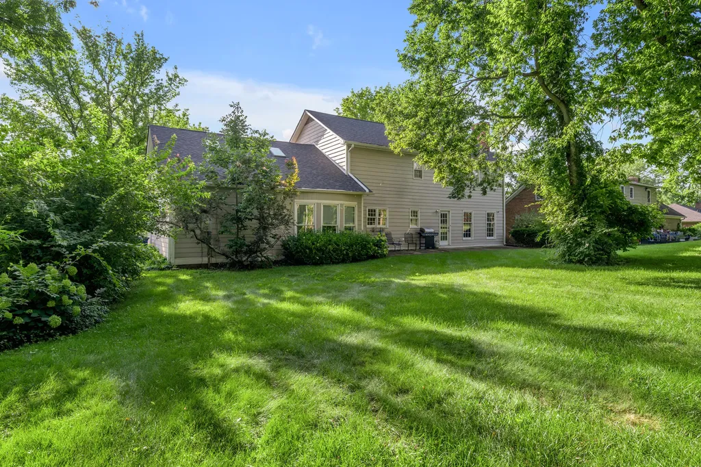 3004 Island Drive Lexington KY 40502