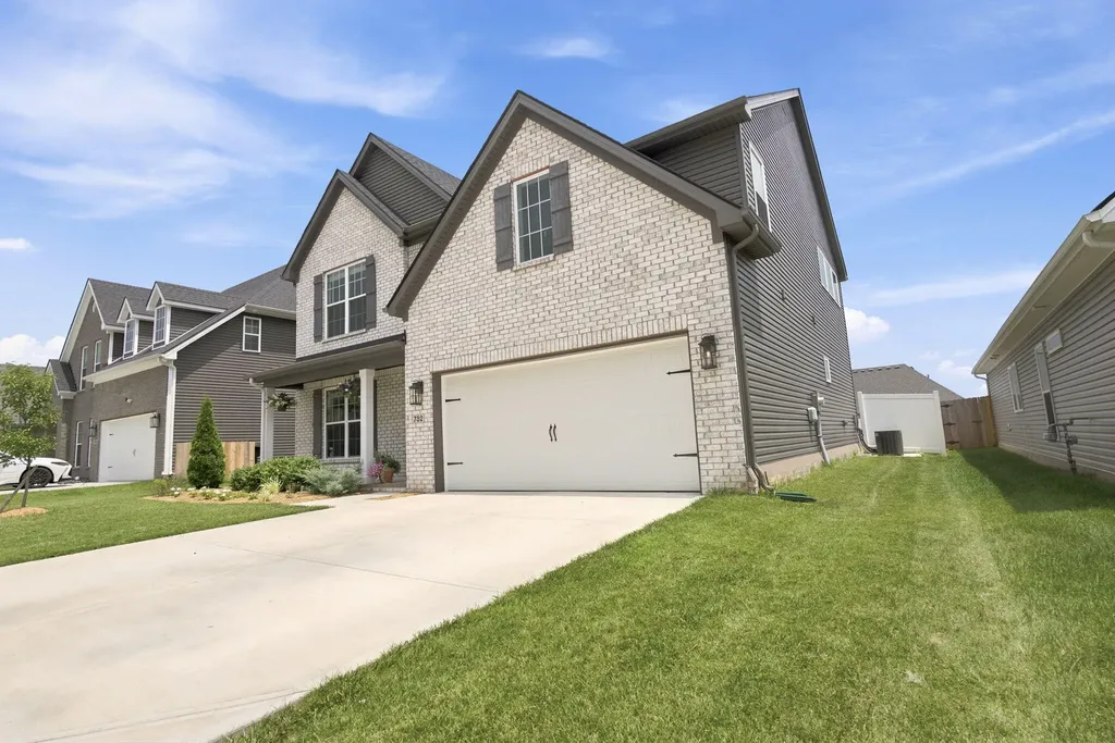 732 Hollyhock Drive Lexington KY 40511