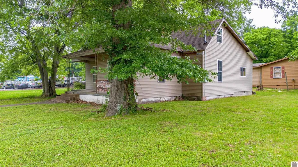 624 Husbands Street Paducah KY 42003