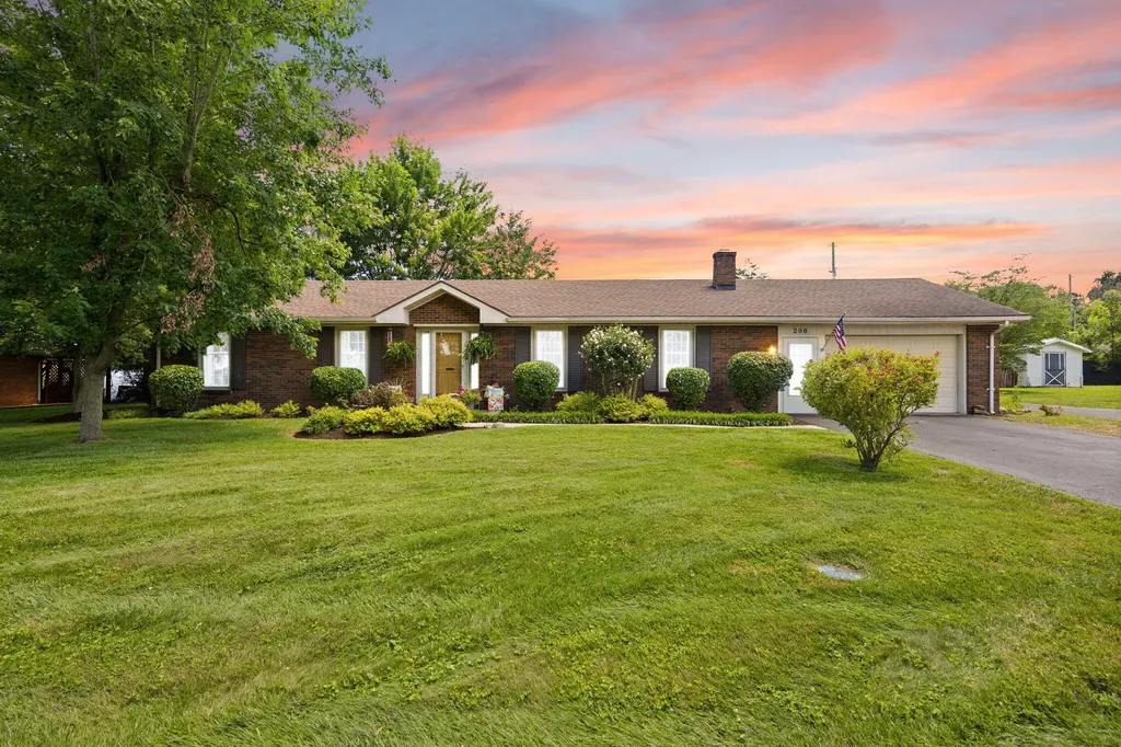 206 Stevens Court Campbellsville KY 42718