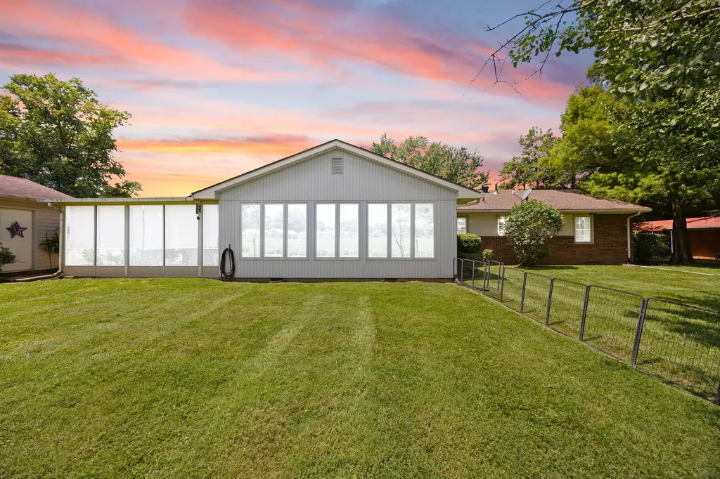 206 Stevens Court Campbellsville KY 42718