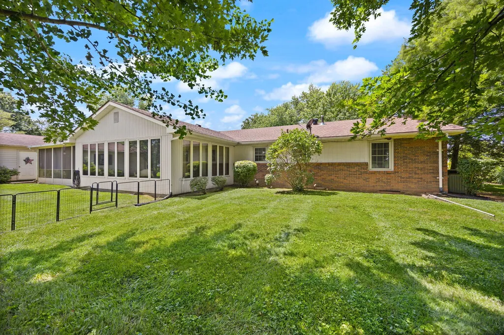 206 Stevens Court Campbellsville KY 42718
