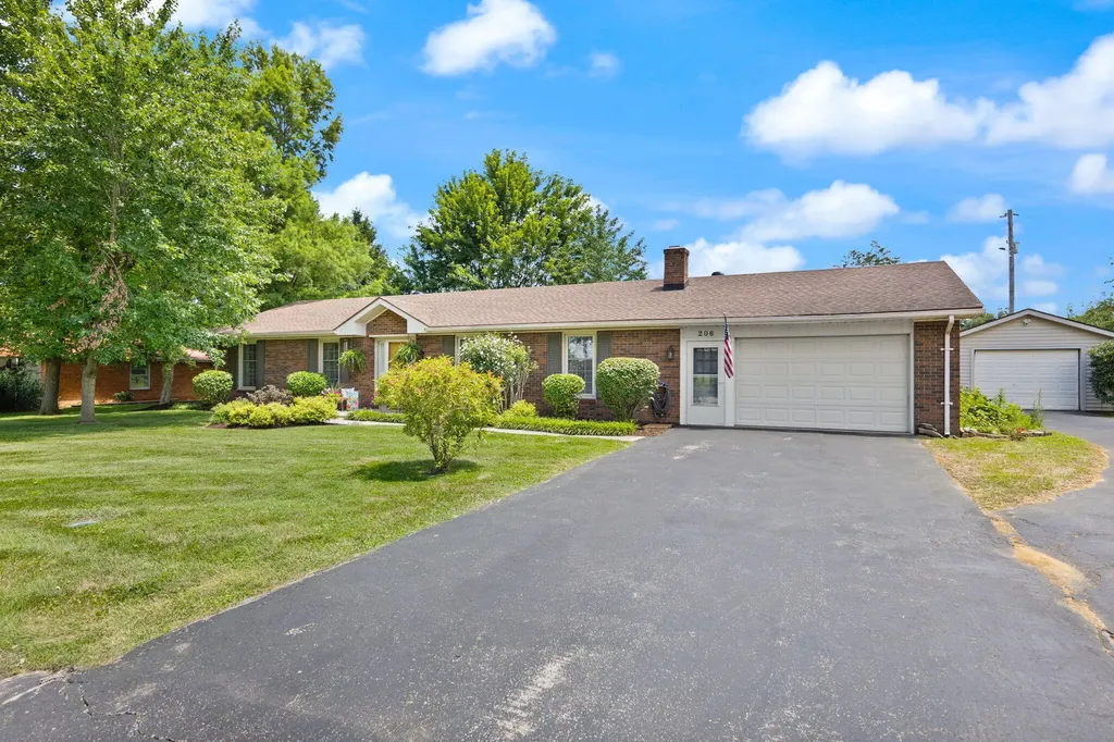 206 Stevens Court Campbellsville KY 42718