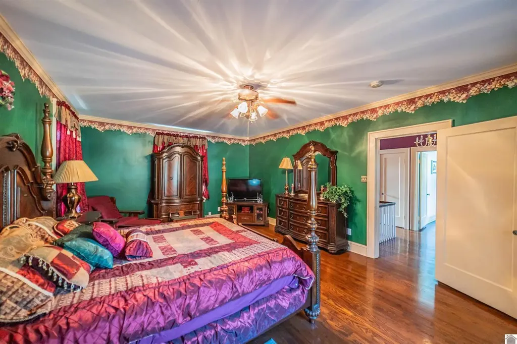 2104 Monroe Street Paducah KY 42001