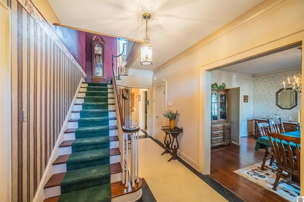2104 Monroe Street Paducah KY 42001