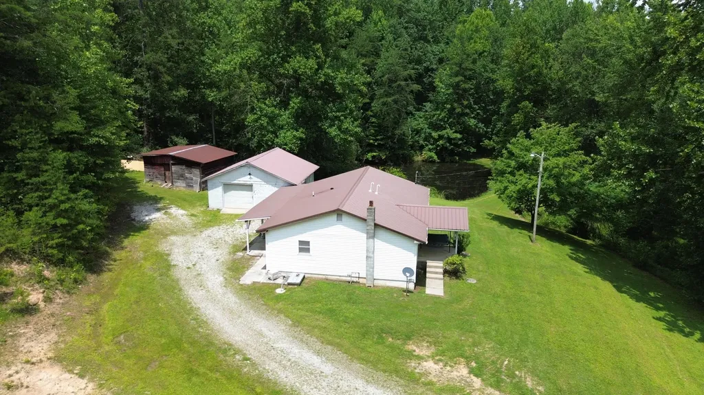 2450 S State Highway 233 Gray KY 40734