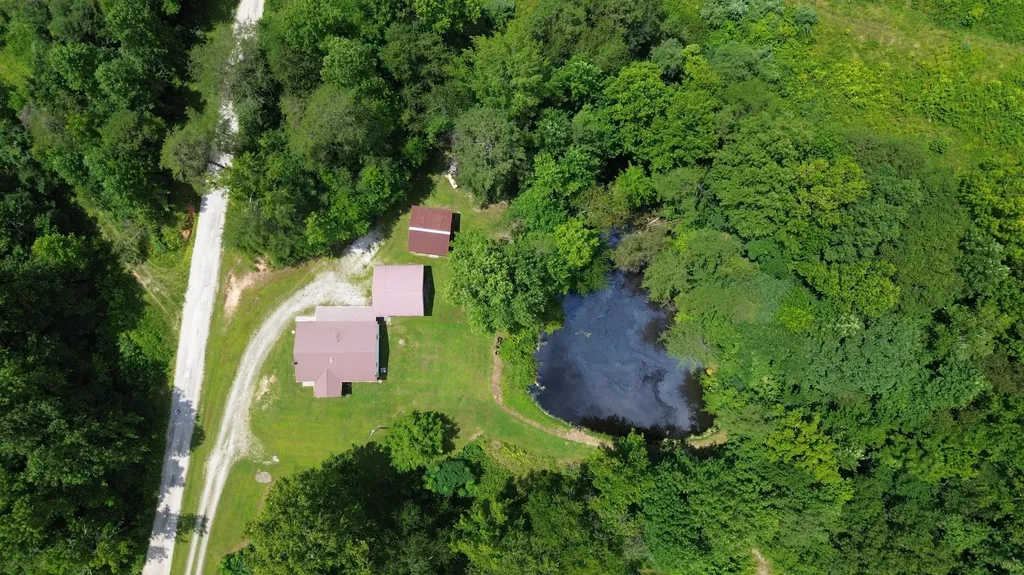 2450 S State Highway 233 Gray KY 40734