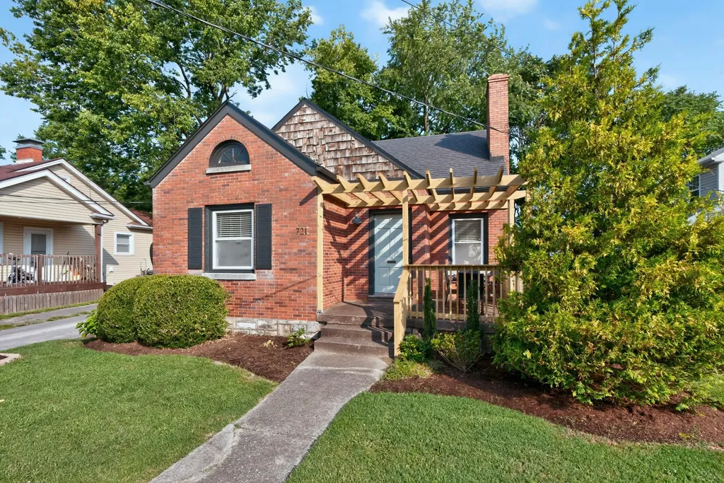 721 Headley Avenue Lexington KY 40508