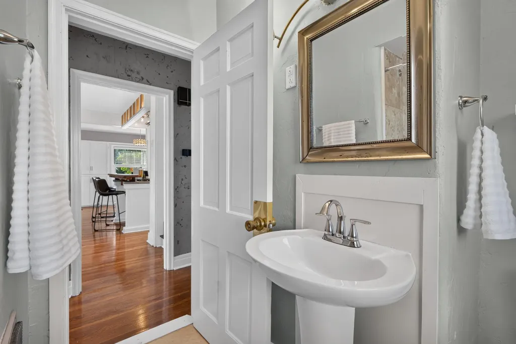 721 Headley Avenue Lexington KY 40508