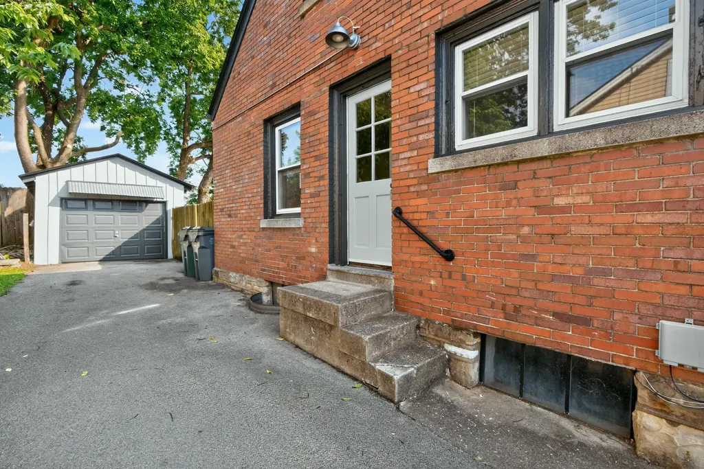 721 Headley Avenue Lexington KY 40508