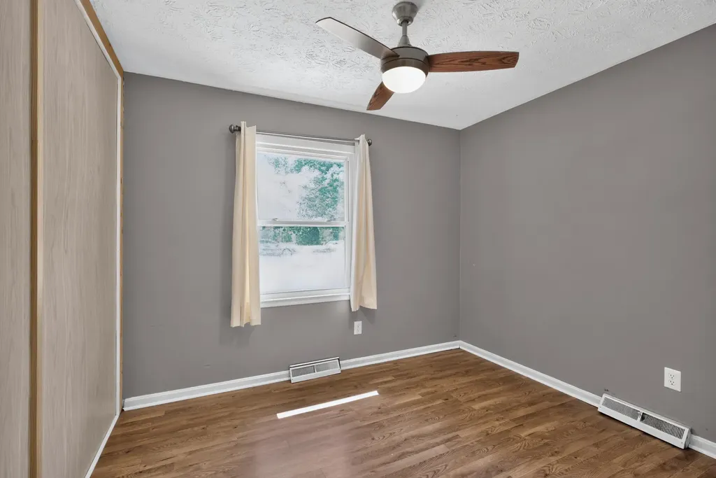 589 Plainview Road Lexington KY 40517