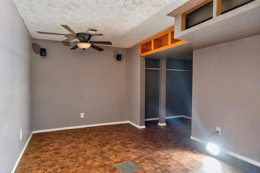 589 Plainview Road Lexington KY 40517
