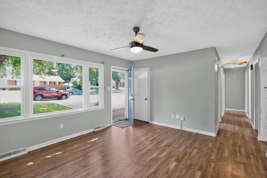 589 Plainview Road Lexington KY 40517