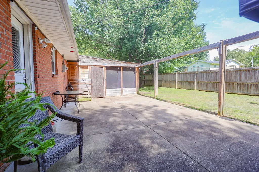 332 Anita Drive Paducah KY 42003