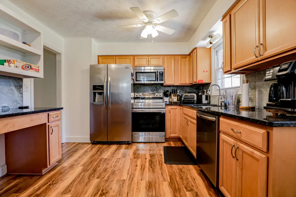 332 Anita Drive Paducah KY 42003
