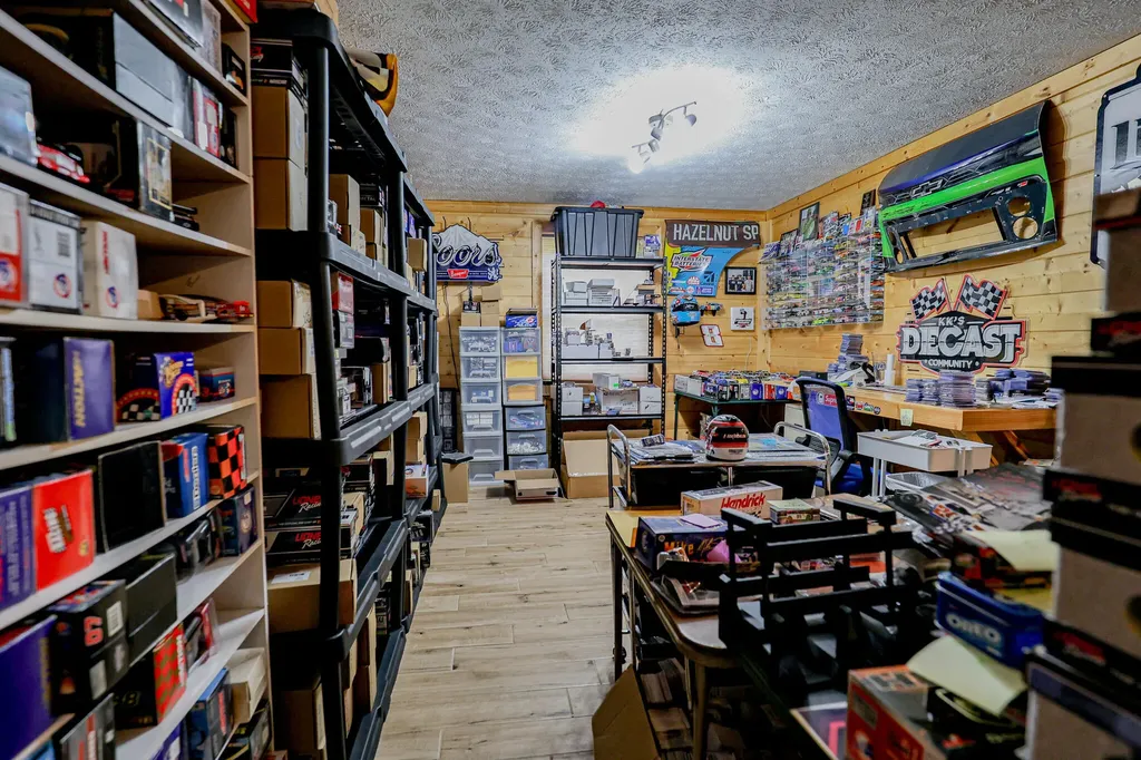 332 Anita Drive Paducah KY 42003
