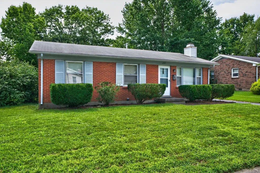 2184 Stephens Lane Lexington KY 40504