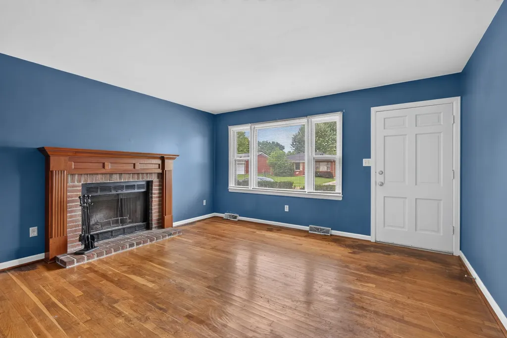 2184 Stephens Lane Lexington KY 40504