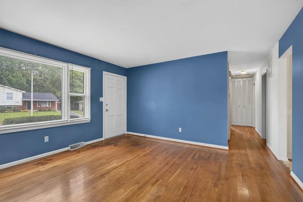 2184 Stephens Lane Lexington KY 40504
