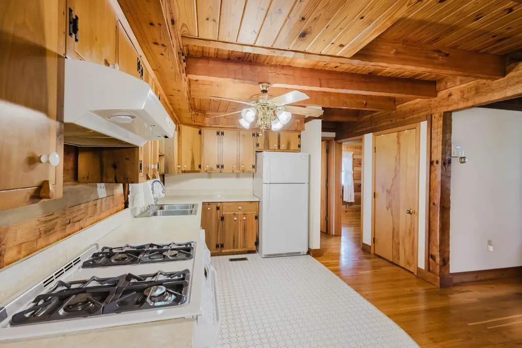 210 Hensley Lane Richmond KY 40475
