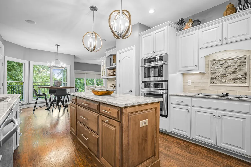 216 Avawam Drive Richmond KY 40475