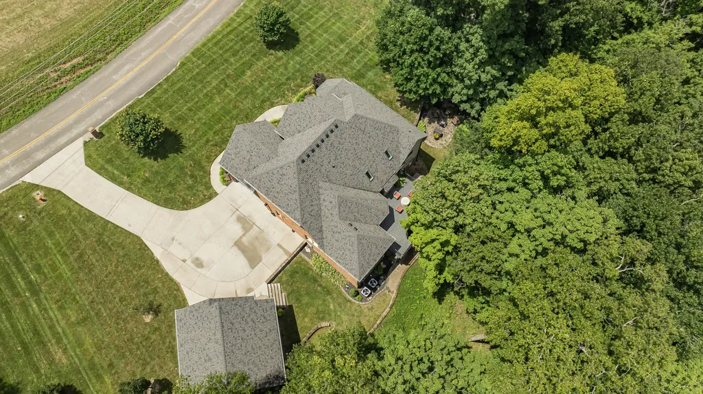 216 Avawam Drive Richmond KY 40475