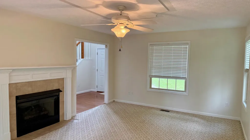 771 Cliffside Drive Russell Springs KY 42642