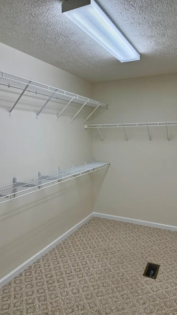 771 Cliffside Drive Russell Springs KY 42642