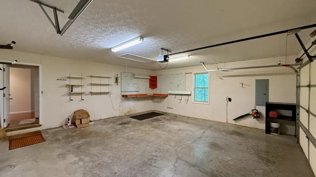 771 Cliffside Drive Russell Springs KY 42642