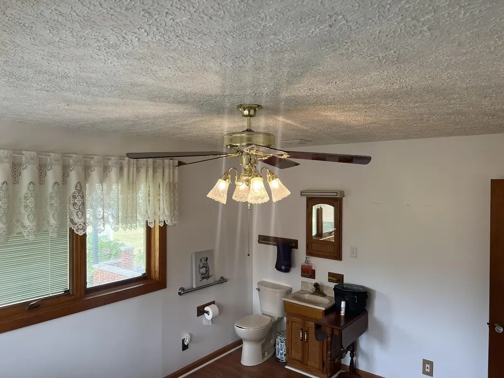 236 Gilhaven Drive Paducah KY 42003