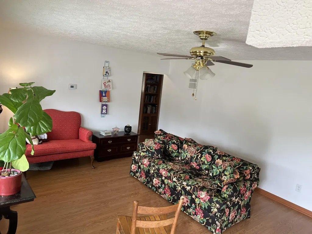 236 Gilhaven Drive Paducah KY 42003
