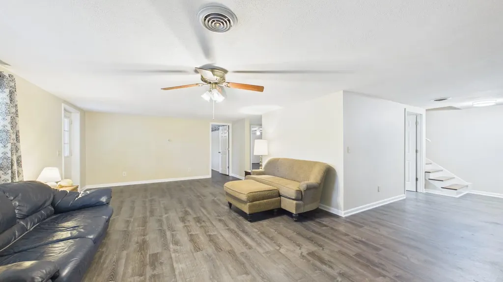 537 Algonquin Road Eddyville KY 42038