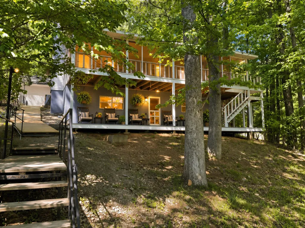 537 Algonquin Road Eddyville KY 42038