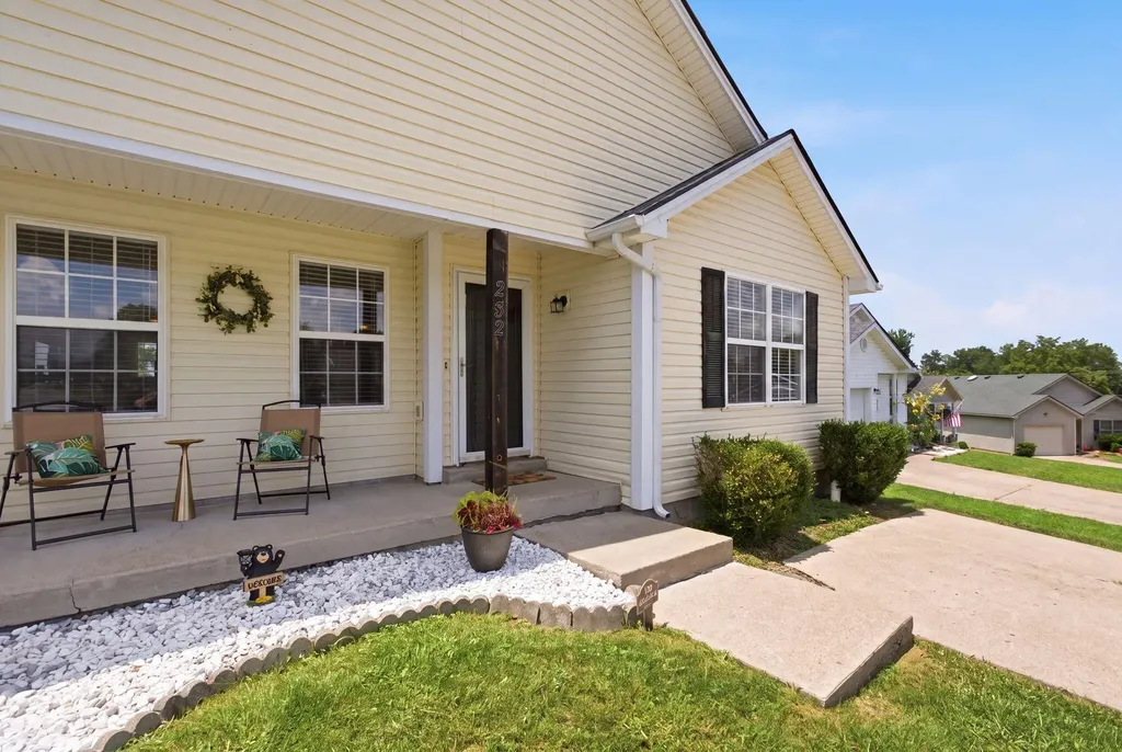232 Harrods Trace Harrodsburg KY 40330
