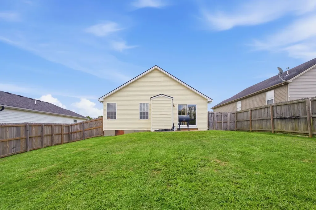 232 Harrods Trace Harrodsburg KY 40330