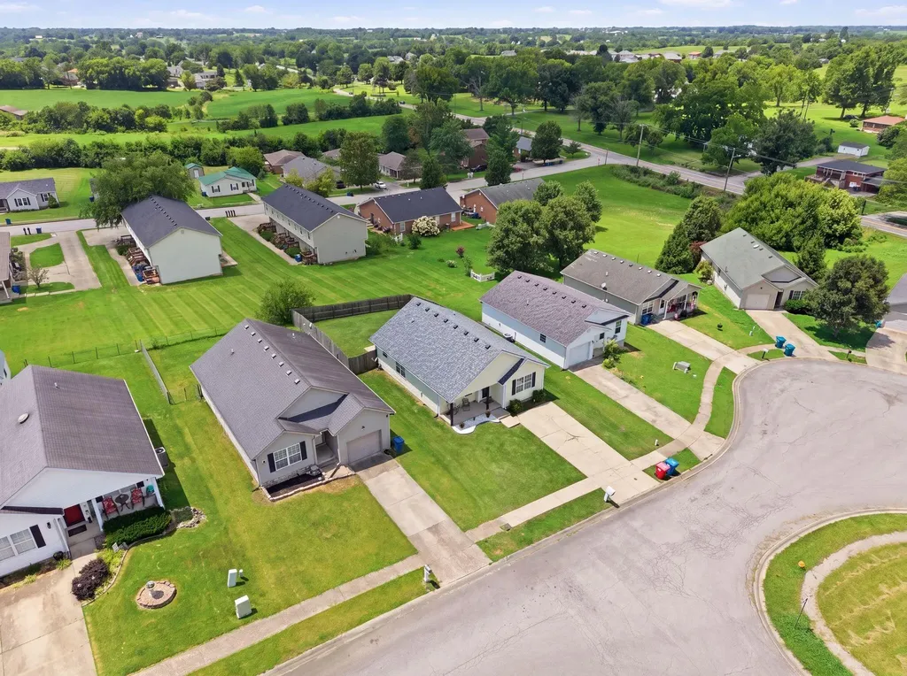 232 Harrods Trace Harrodsburg KY 40330