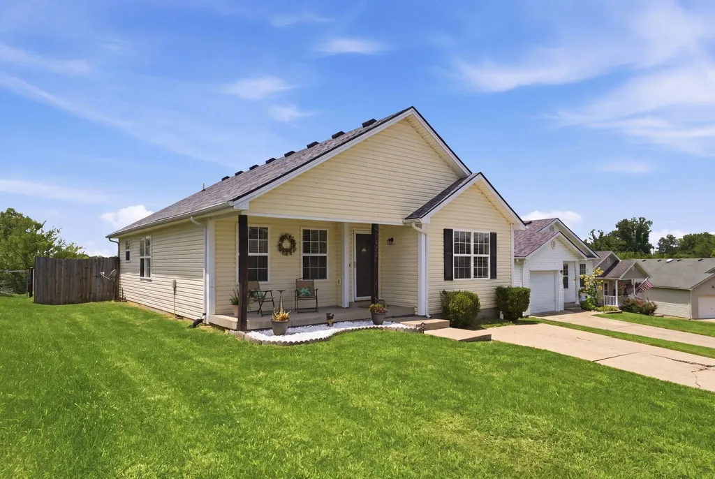 232 Harrods Trace Harrodsburg KY 40330
