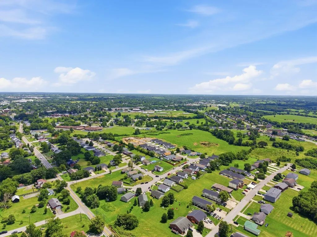 232 Harrods Trace Harrodsburg KY 40330